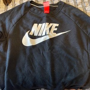 Nike crewneck